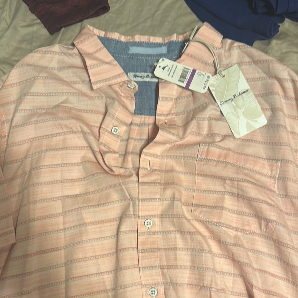Tommy Bahama Casual Button Down Shirt